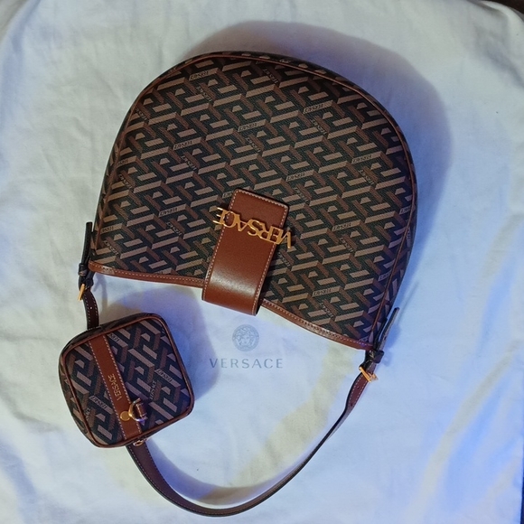 Versace Monogram Greca Coated Canvas Hobo bag w/Greca Printed Compact Zip Wallet - Picture 2 of 16